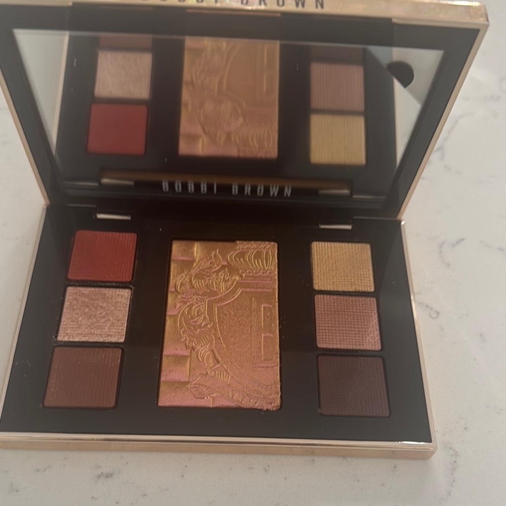 Bobbi Brown Luxe Eye & Cheek Palette NIB (Limited Edition)